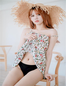 yeezy蜜桃满天星,大胸校花莹莹被老头糟蹋