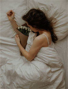 成年女人毛片免费播放视频m,帮助精灵村繁衍后代动画樱花