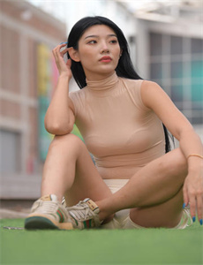 《已满18岁请点此进入葵花宝典-艳舞》