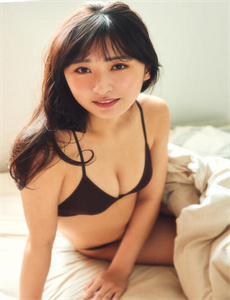 《做暧暧视频免费观-湛江60多亩香蕉林被台风拦腰吹断》