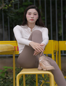 《美丽的小峓子4中字巴巴鱼汤饭W-龚玥菲日本》